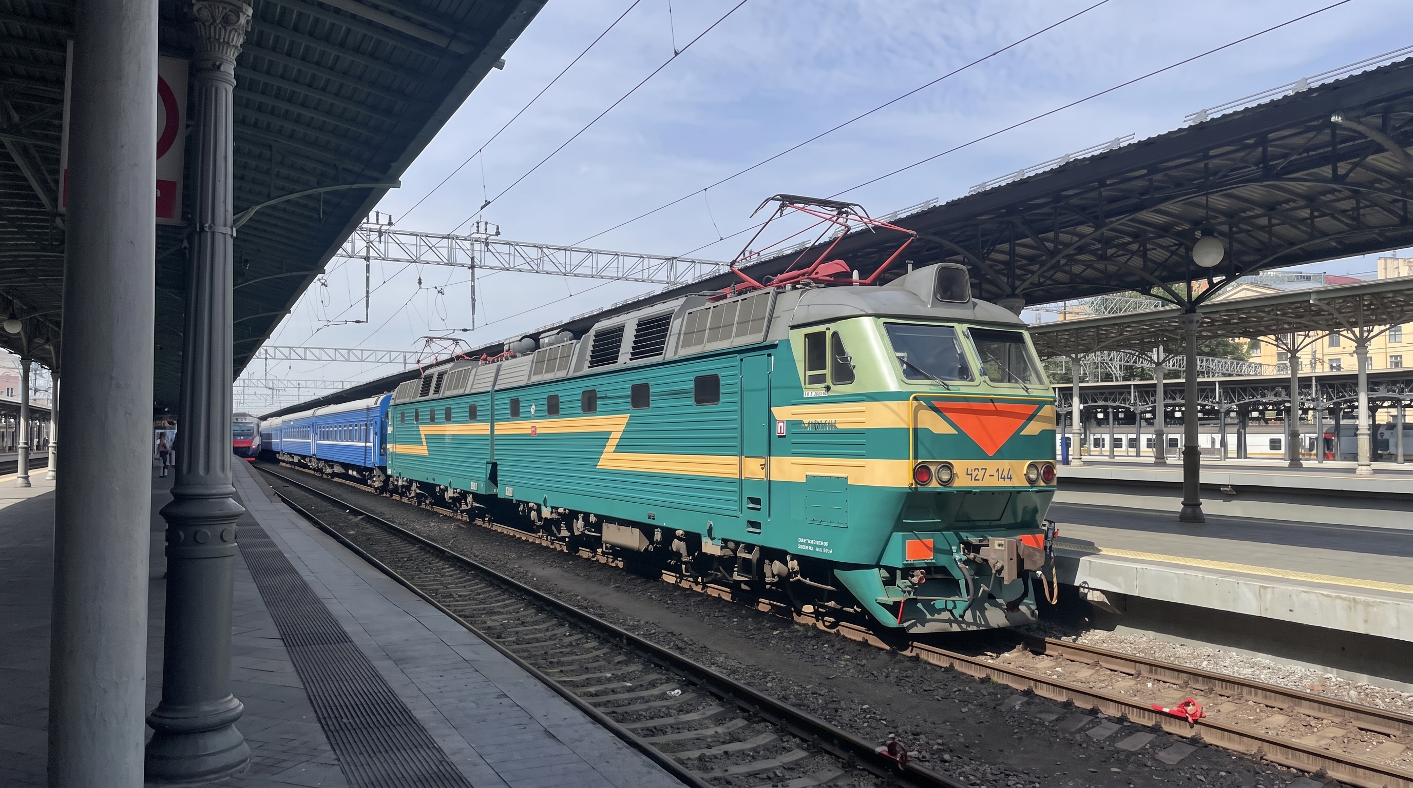 Stahl, Tempo und Sibirien: Ein Blick in "Zero Kilometer"